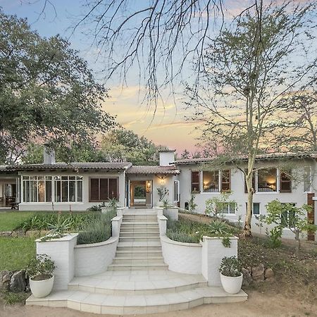 Amberhall Guesthouse Johannesburg Dış mekan fotoğraf